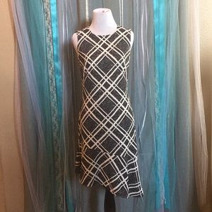 White Black House Market, Size 00